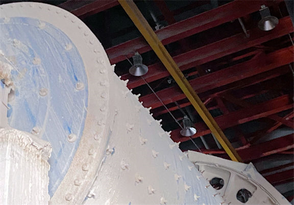2 Units - Metso 12'6" X 24' Fgd Limestone Ball Mills, 2000 Hp)